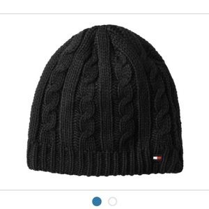 Black Tommy Hilfiger hat!